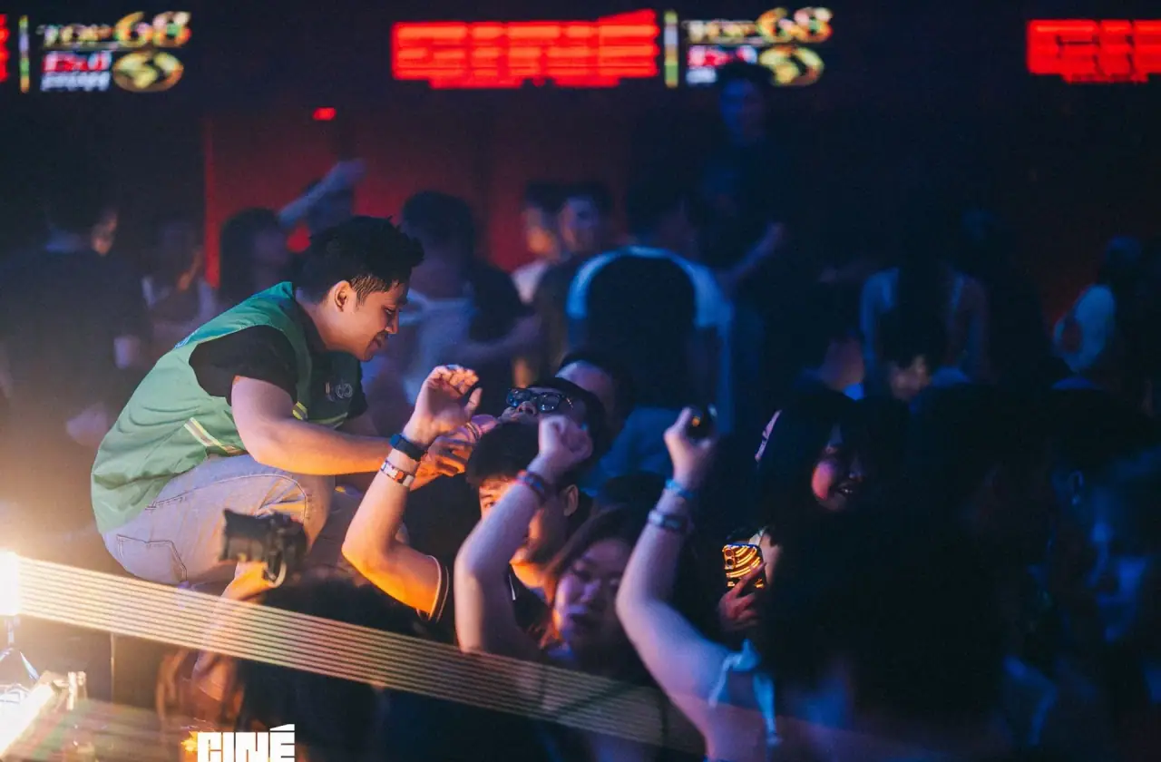 Khán giả Ciné Saigon